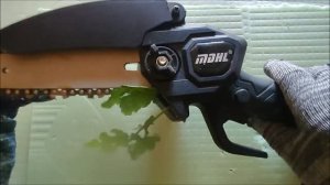 Уход за аккумуляторной мини пилой.