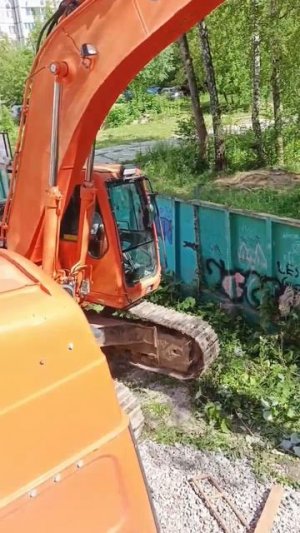 Погружение труб. Вибропогружатель Impulse VP310 на базе DOOSAN