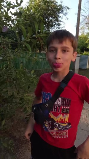 Кушаем вишню