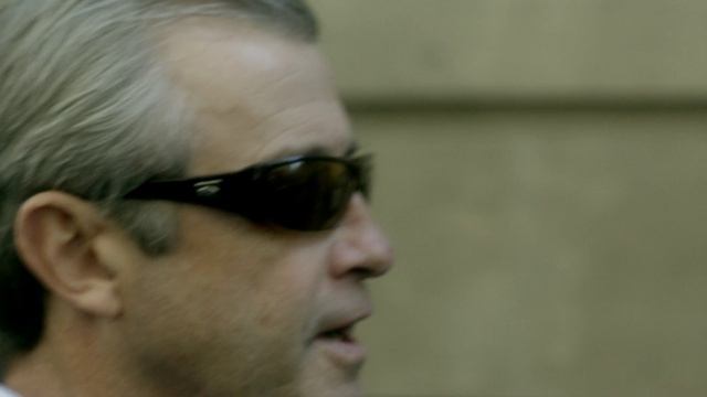 Неизвестные лица 7 серия «Дым и сталь» (сериал, 2010)
