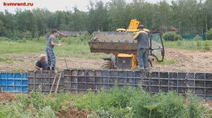 Экскаватор-погрузчик JCB 3cx Super на стройке