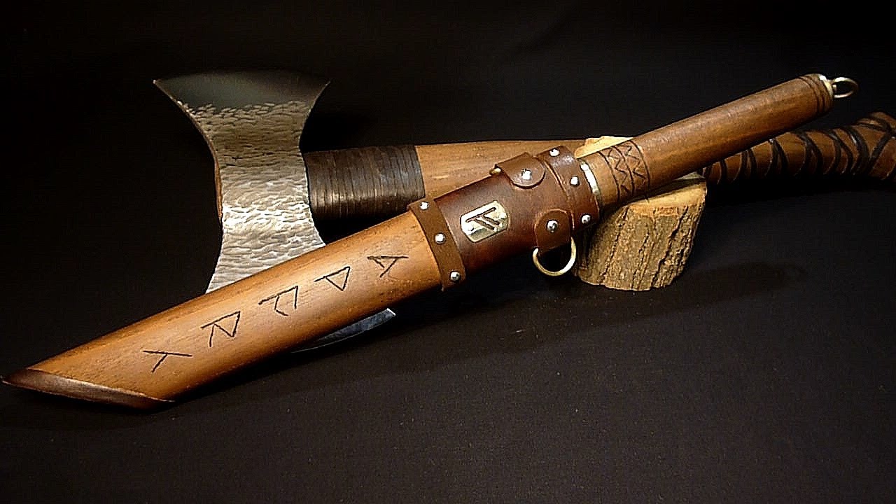 Ножны из дерева для ножа викинга. Wooden sheath for a Viking knife. смотреть онлайн