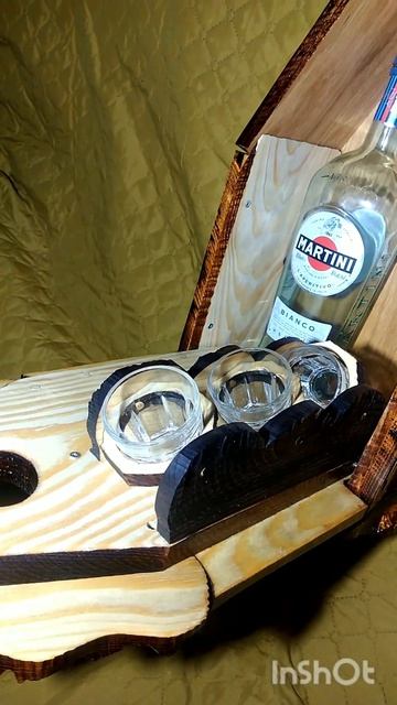 МИНИ БАР, СКВОРЕЧНИК