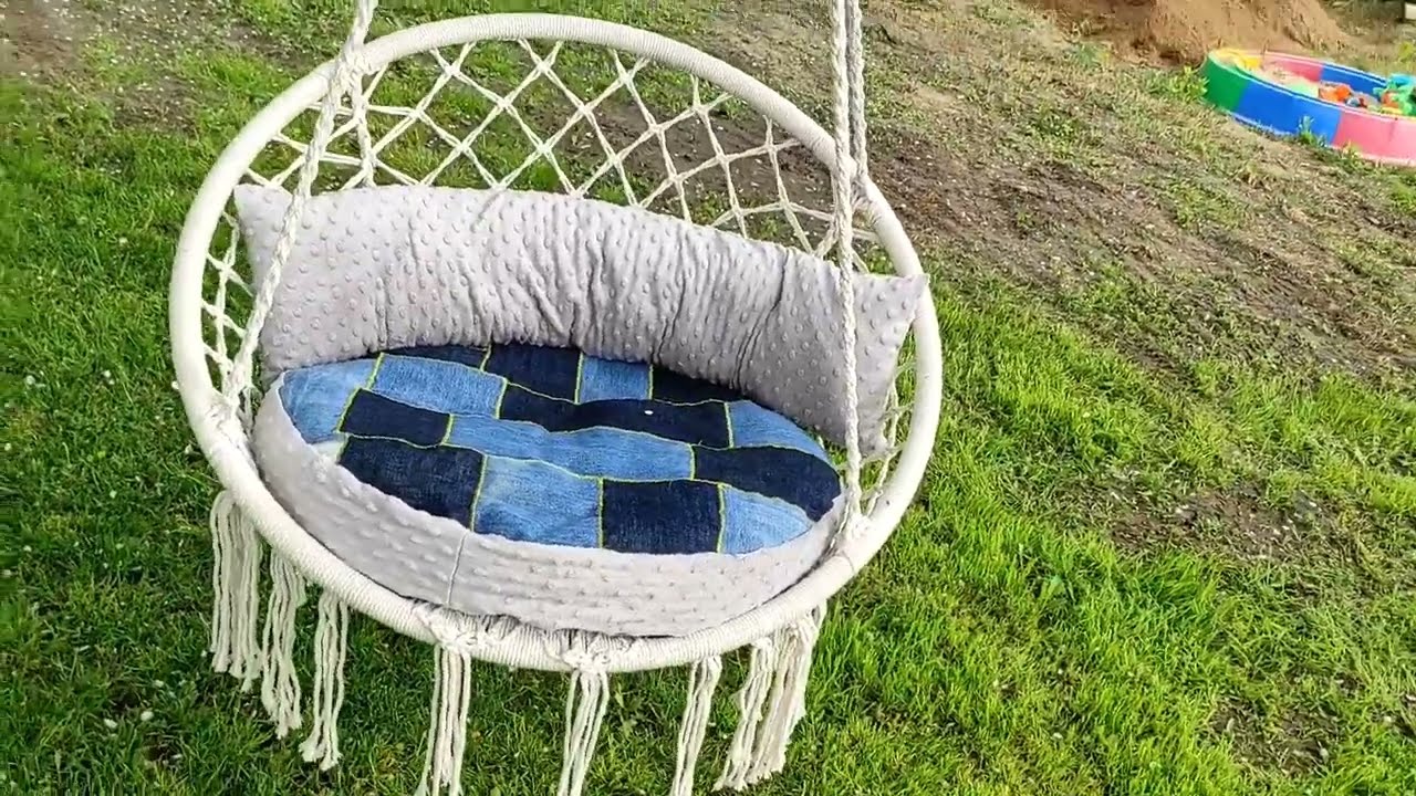 Подушки для гамака из старых джинсов 😉! Hammock pillows made of old jeans 😉! смотреть онлайн