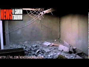 Попадание снаряда в жилой дом в Донецке 01 12 War in Ukraine