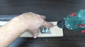 КАК СДЕЛАТЬ ПРОСТОЙ БУТЫЛКОРЕЗ ДЛЯ ПЛАСТИКОВЫХ БУТЫЛОК    bottle cutter for plastic bottles