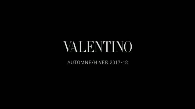 Показ женской коллекции Valentino осень-зима 2017-2018 смотреть онлайн