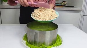Салат, который кушаешь и не можешь остановиться, называется снежный лес