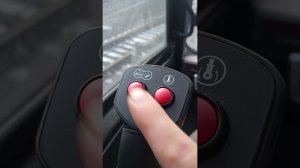 Кабина машиниста автокрана  SANY STC550T5. краткий обзор.