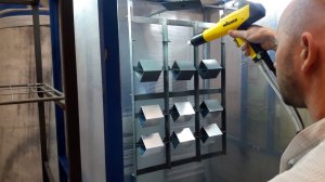 ОКРАСКА МЕТАЛЛА ПОРОШКОВОЙ КРАСКОЙ ПРИ ПОМОЩИ ОБОРУДОВАНИЯ WAGNER SPRINT AIRFLUID