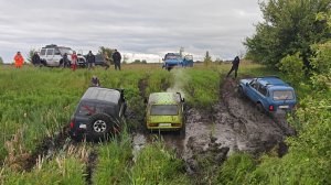 Подехали две легенды ЯПОНЕЦ и АМЕРИКАНЕЦ  #offroad становится жестче
