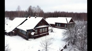 ОГРОМНАЯ ЗАБРОШЕННАЯ ДЕРЕВНЯ В ЛЕСУ. Шикарные брошенные дома. Находки старины. ПОСЛЕДНИЕ ЖИТЕЛИ.