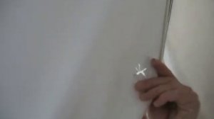 Делаем натяжной потолок.  Making the suspended ceiling.