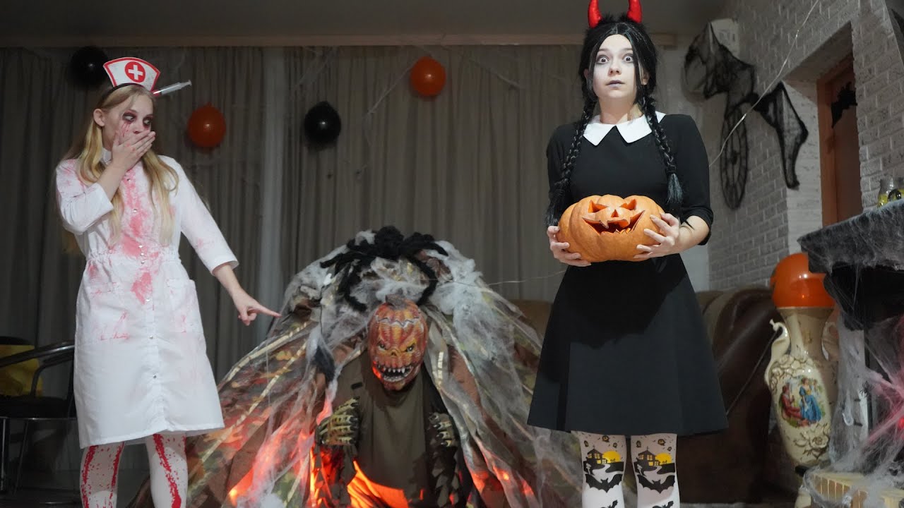УЭНЗДЭЙ АДДАМС И МЕДСЕСТРА ЗОМБИ ВЛИПЛИ НА HALLOWEEN! ТЫКВОГОЛОВЫЙ В РЕАЛЬНОЙ ЖИЗНИ! смотреть онлайн