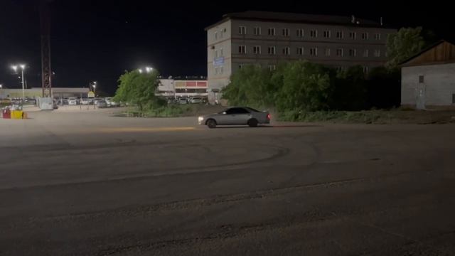 Жителя Улан-Удэ осудят за опасный ночной дрифт смотреть онлайн