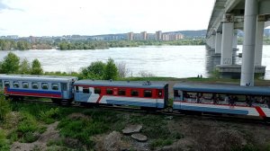 Рейс на 17.00 узкоколейного тепловоза ТУ7А с пассажирским поездом