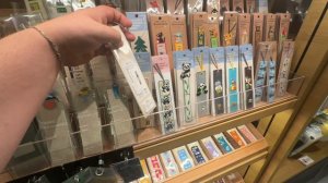 Книжный магазин в Китае где продают не только книги огромный ассортимент товаров и услуг обзор