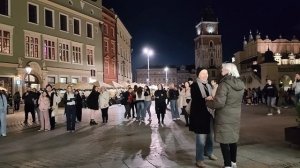№4 Уличный гитарист и его зрители