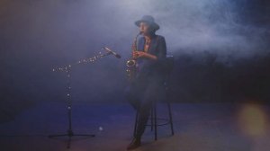 Илона Эсти, саксофон- In the sentimental mood