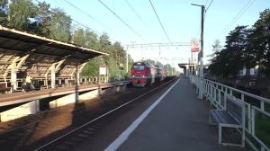 Тепловоз 2ТЭ25Км-0432 (ТЧЭ-2) следует с контейнерным поездом № 1ХХХ.
