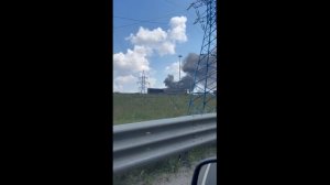 В Подмосковье ВЗРЫВ и Мощный пожар на подстанции — Котельники и Люберцы  остались без электричества,
