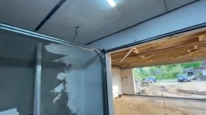Гаражные ворота установка автоматических секционных ворот своими руками