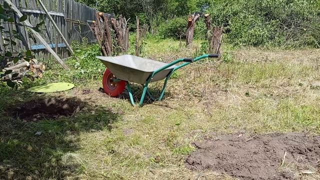 Я купила новый участок. Будет новая дача. Делаю первые дела.