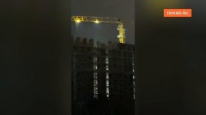 Жители многоэтажки месяцами борются с круглосуточным шумом со стройки
