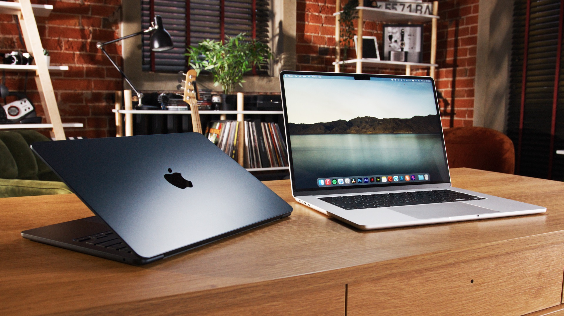 Мощнее ли MacBook Air на 13" чем на 15”? Обзор версий на Apple M5 смотреть онлайн