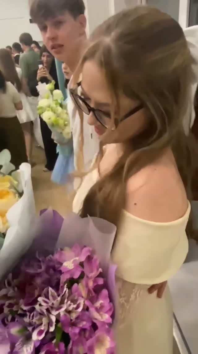 У нашей Всемилы выпускной 🎁💐