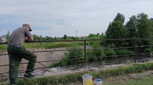 ОПАРЫШ РАБОТАЕТ НА КАРАСЯ