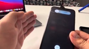 Если ЭКРАН iPhone НЕ РЕАГИРУЕТ НА НАЖАТИЯ и АЙФОН НЕ ВЫКЛЮЧАЕТСЯ И ЗАТУПИЛ