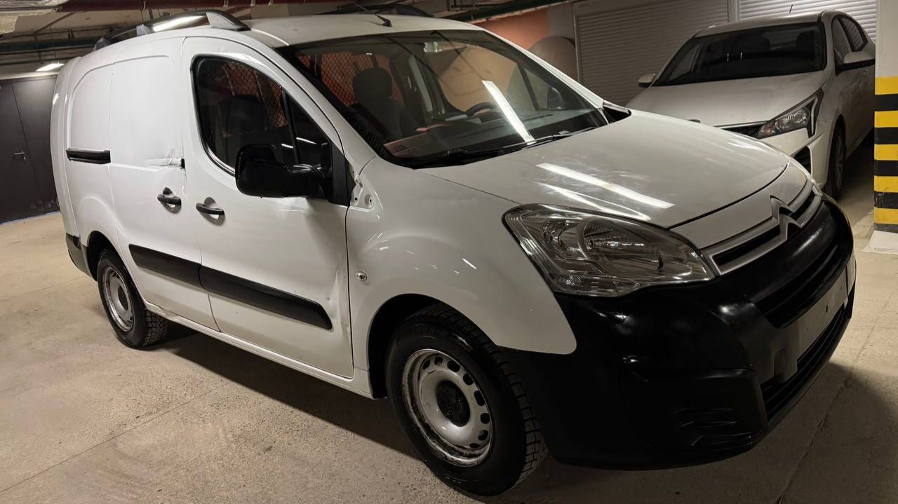 Citroen Berlingo; 1.6 MT; 2018; Белый