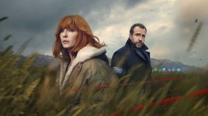 🇬🇧 Сериал «Под солончаком / Under Salt Marsh» (2026) — Русский трейлер  1 сезон 6 серий 🎦🎬🔥💥⚡️