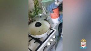 В Саранске полицейские задержали наркосбытчицу, маскировавшуюся под расклейщицу объявлений