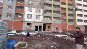 Двое рабочих погибли при падении строительной люльки в уфимском Затоне