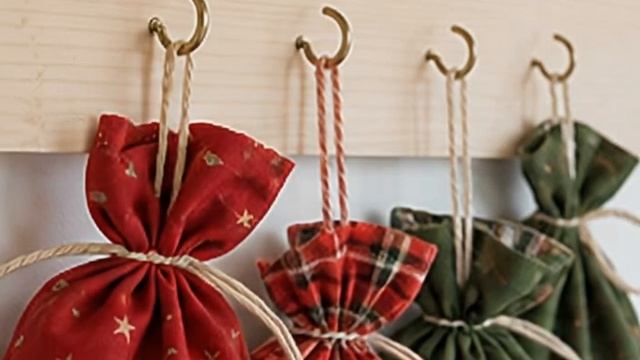 Крючки для ключниц - мелочи для интерьера