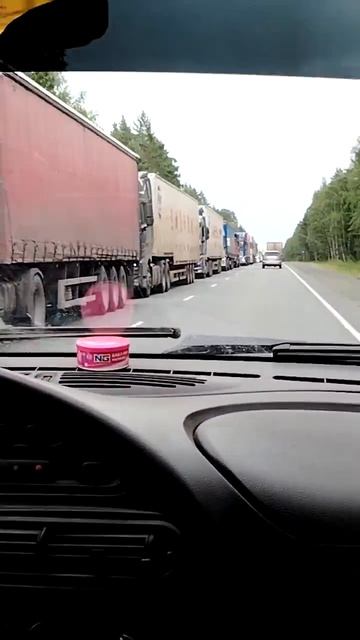 Большая пробка по трассе в Курган со стороны Варгашей от Омского моста и до Зелëного лога.