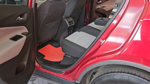 Chevrolet Equinox '2018 смотреть онлайн