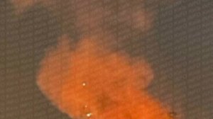 ‼️🇺🇦🔥Масштабный пожар в Киеве после удара  

Кадры сильного пожара после атаки ударного дрона