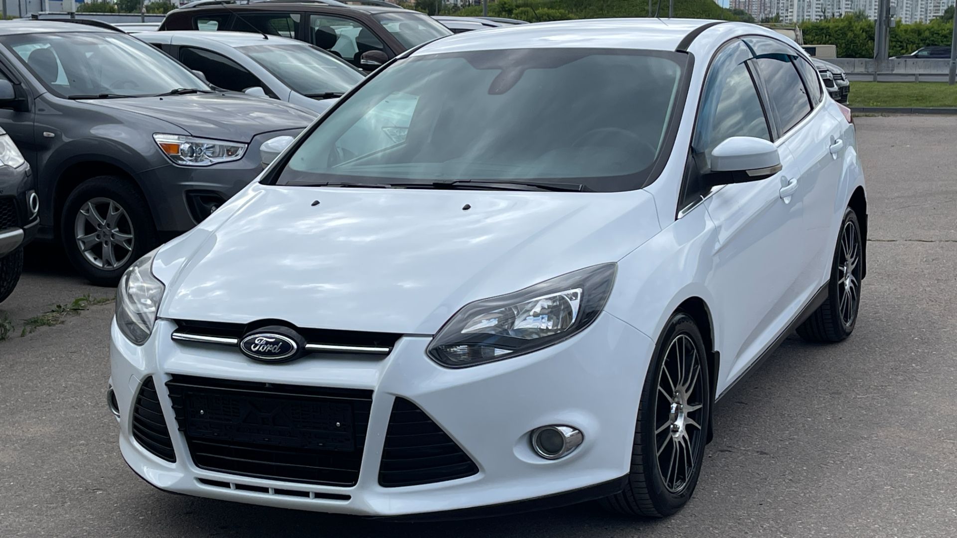 FORD FOCUS (2012) смотреть онлайн