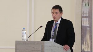 Выступление руководителя климатического блока СИБУР на открытии конференции