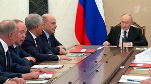 На встрече президента с Совбезом обсуждалось социально-экономическое развитие Калининградской обл.