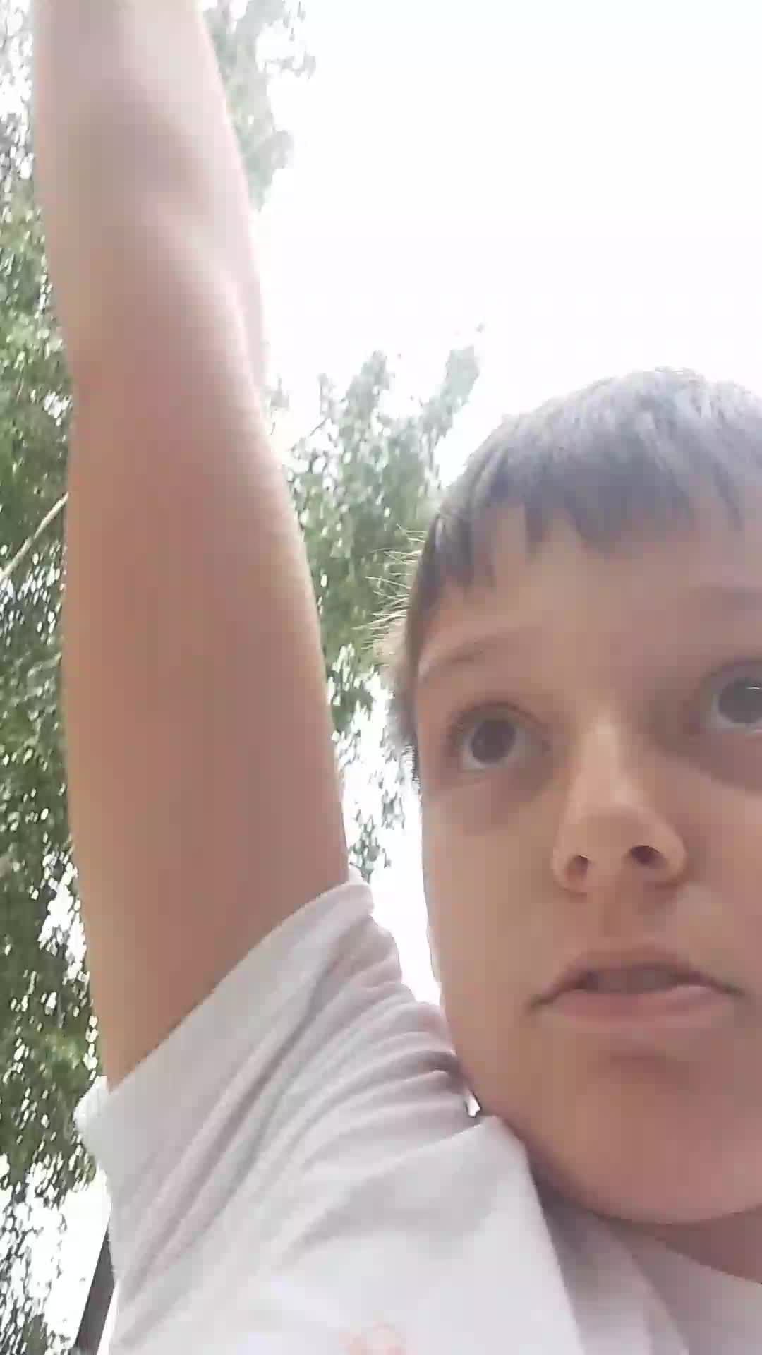 прогулка с олей смотреть онлайн