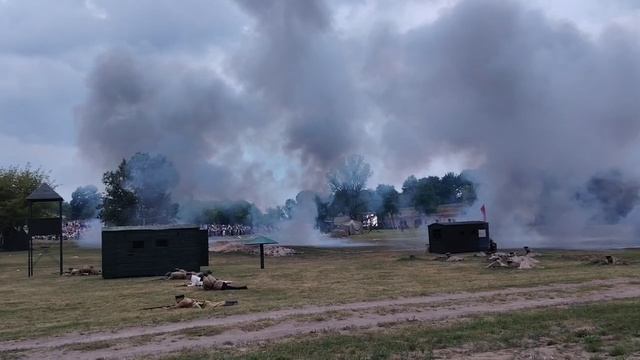 МИР РАДИ ЖИЗНИ в Бресте. Июнь 2026 г. Реконструкция первых боев начала Великой Отечественной войны смотреть онлайн