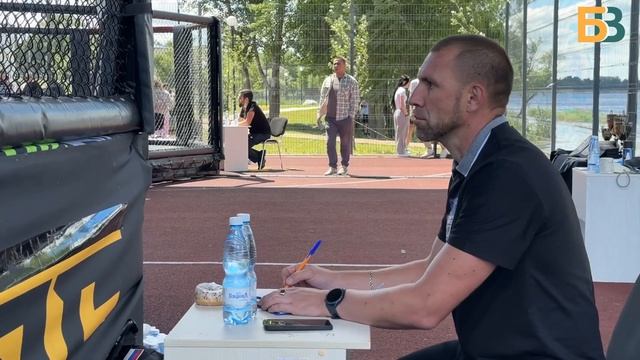 В Балакове на набережной у моста Победы прошёл фестиваль единоборств «Наследие Победы» смотреть онлайн