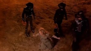 Bonnie Tyler - Holding Out For A Hero (1984)