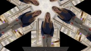 Презент песни. Юной девушкой