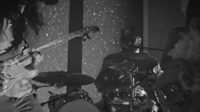 Khruangbin | Pon Pón смотреть онлайн