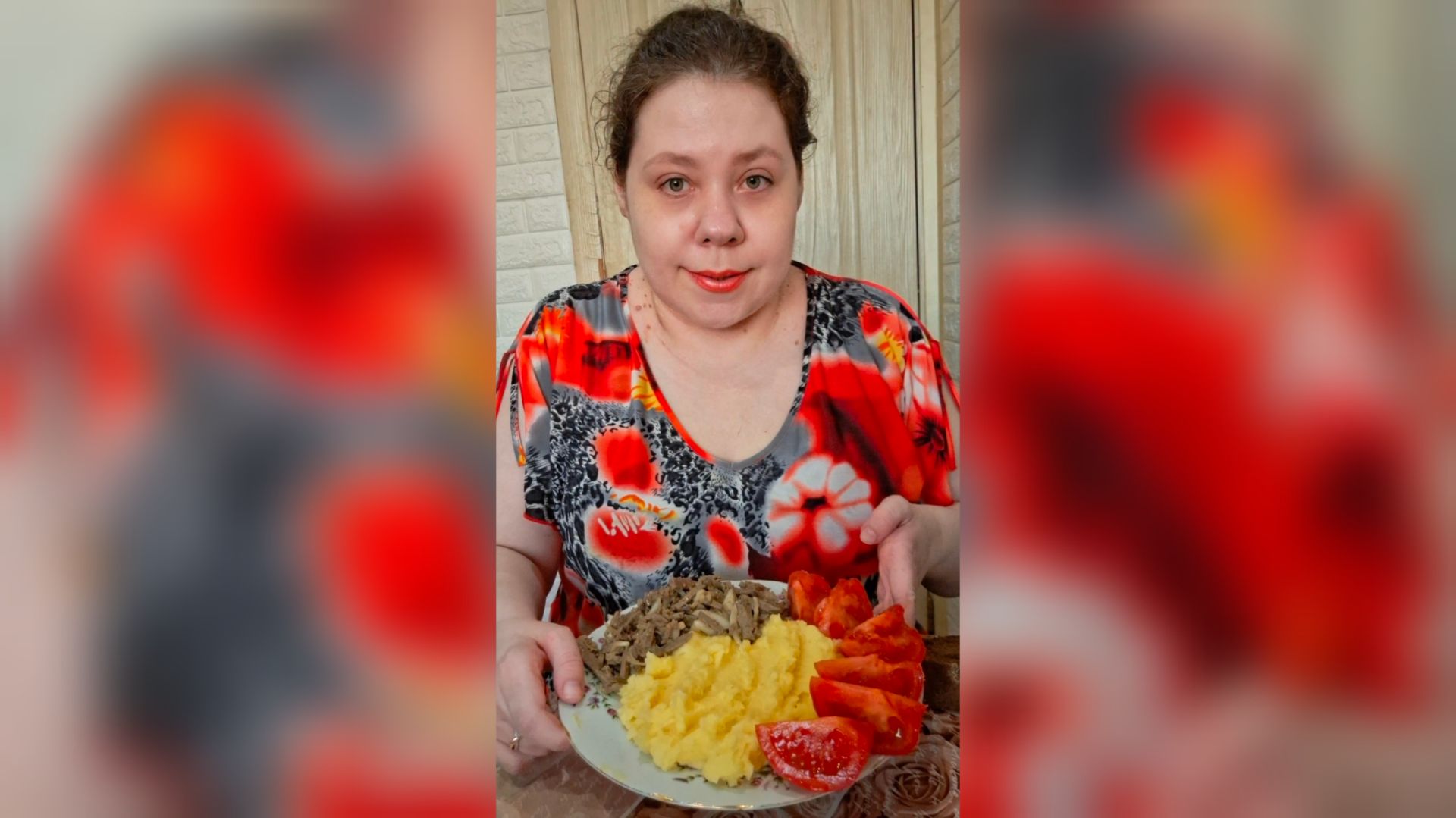 Мукбанг Пюре, Печеночный Салат/Зависть подруги смотреть онлайн